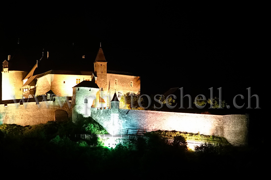 Le Chateau de Gruyere la nuit, partie droite