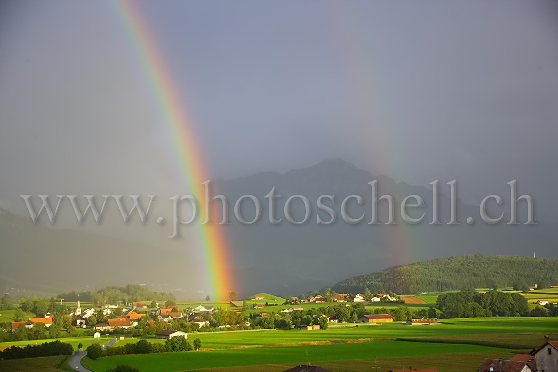 Arc en ciel double sur Echarlens