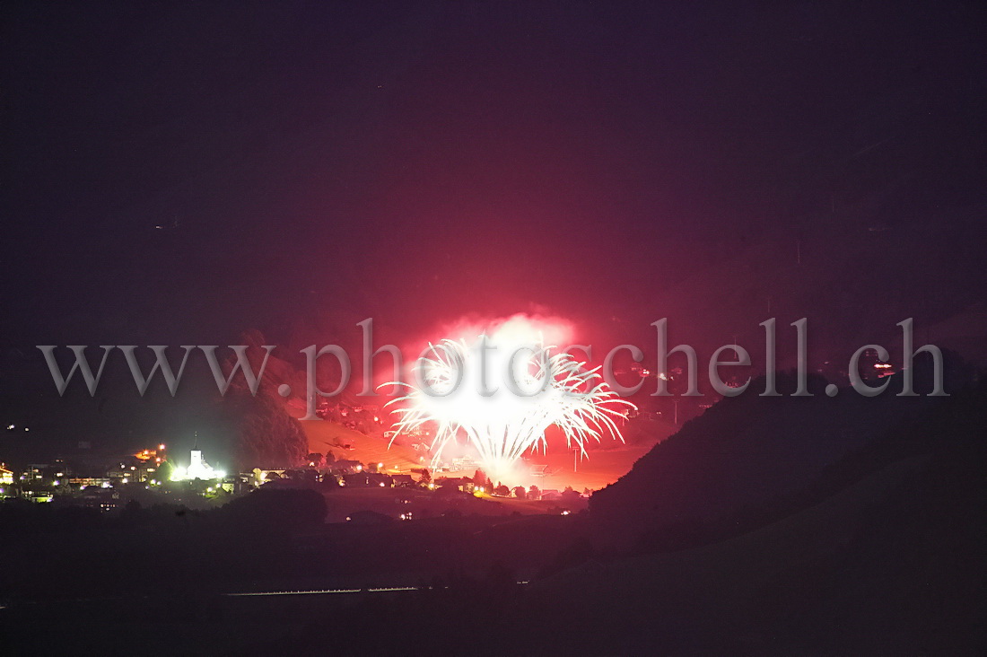 Feux d'artifices du premier août tirés à Charmey