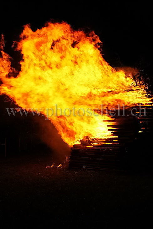 Feu du 1er août à Avry devant Pont