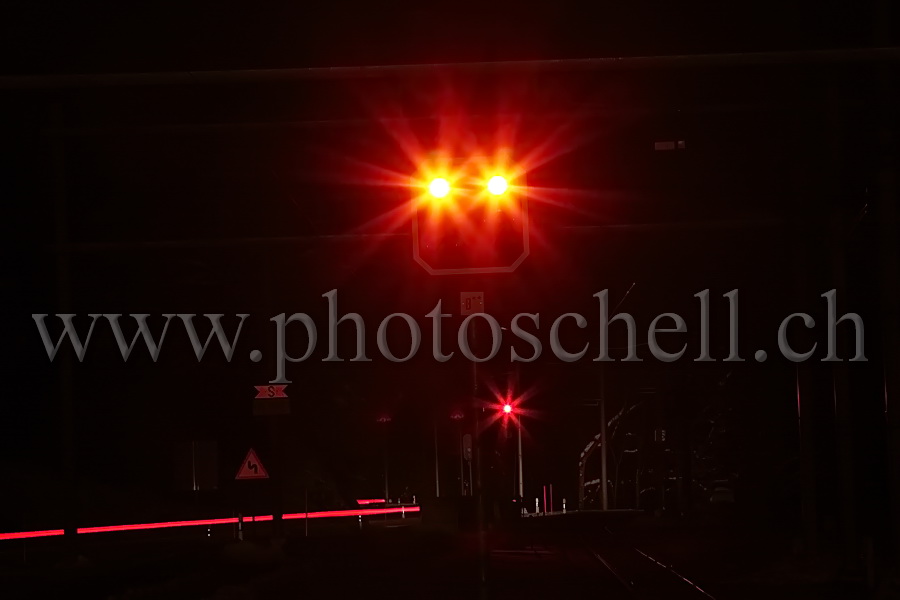 Feux rouges la nuit