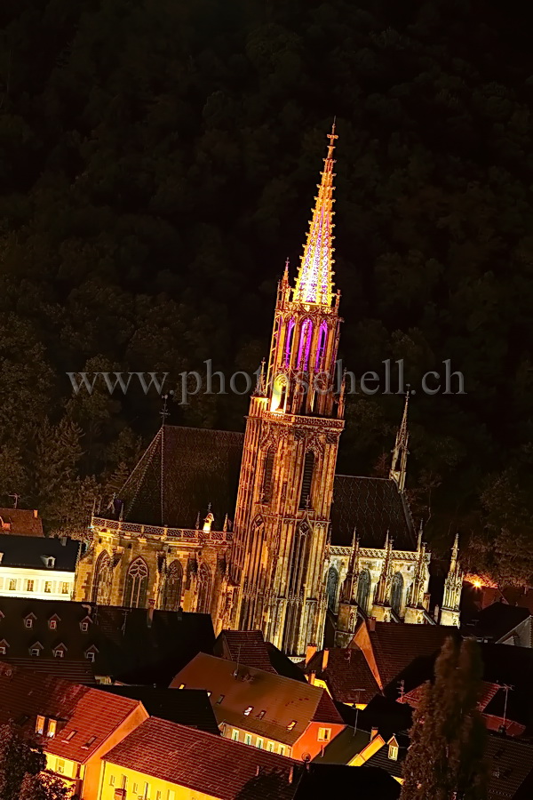 La collégiale de Thann la nuit