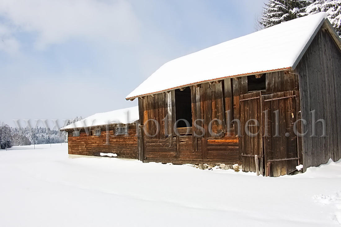 Grange à foin sur les monts de Marsens