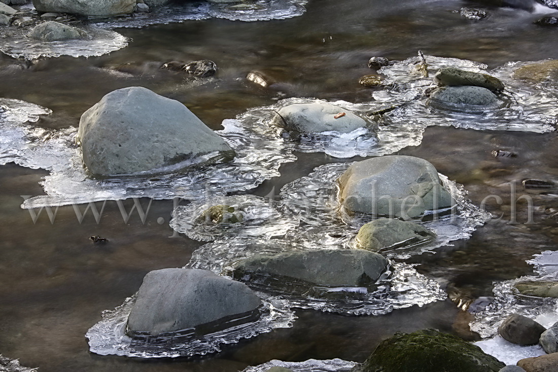 Contours glacés dans le Gérignoz