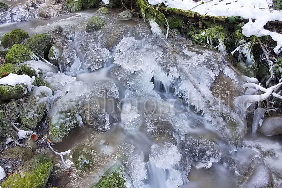 Ruisseau glacé