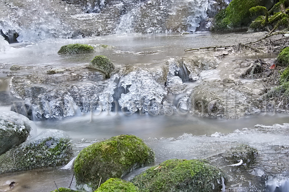 Ruisseau glacé