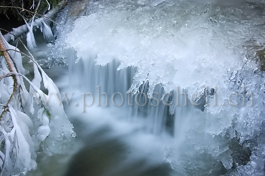 Chutes d'eau glacées