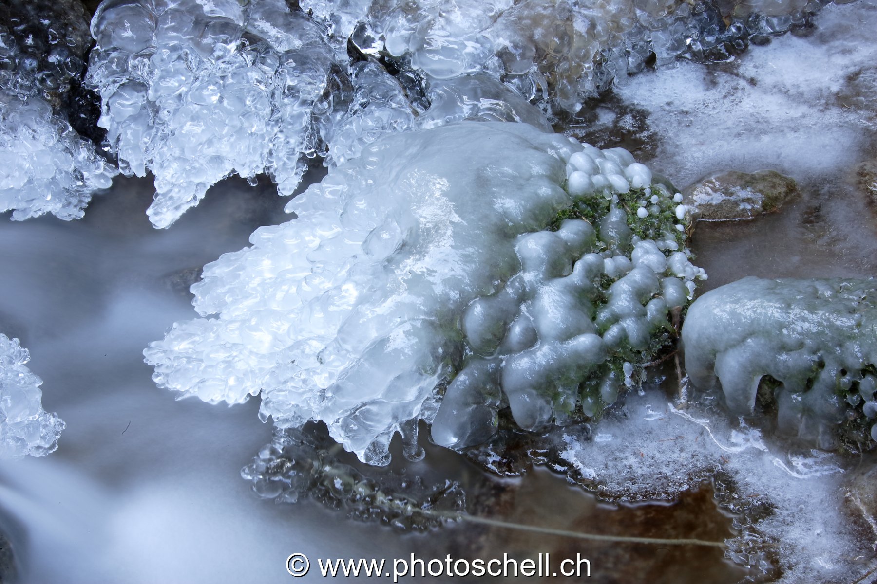 Ruisseau glacé