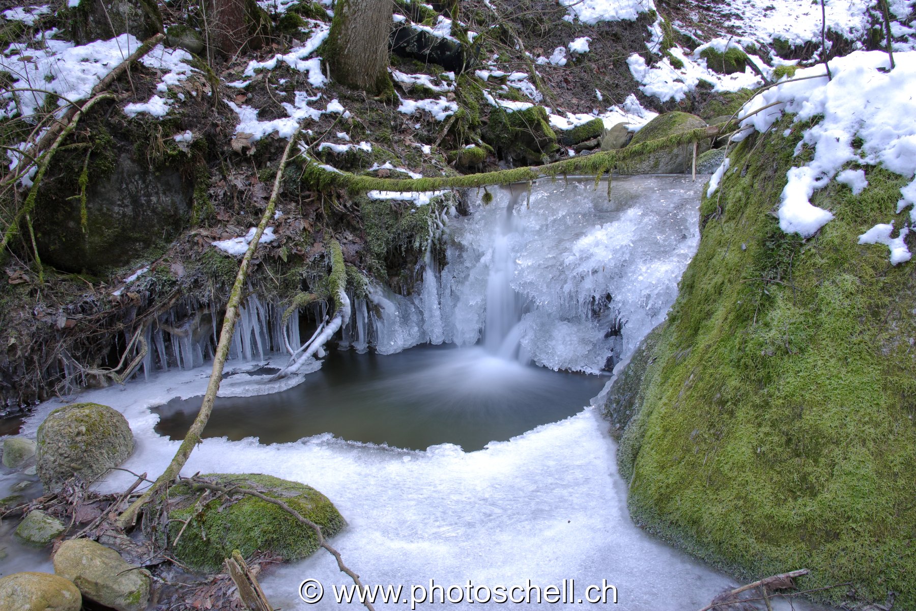 Chutes d'eau glacées