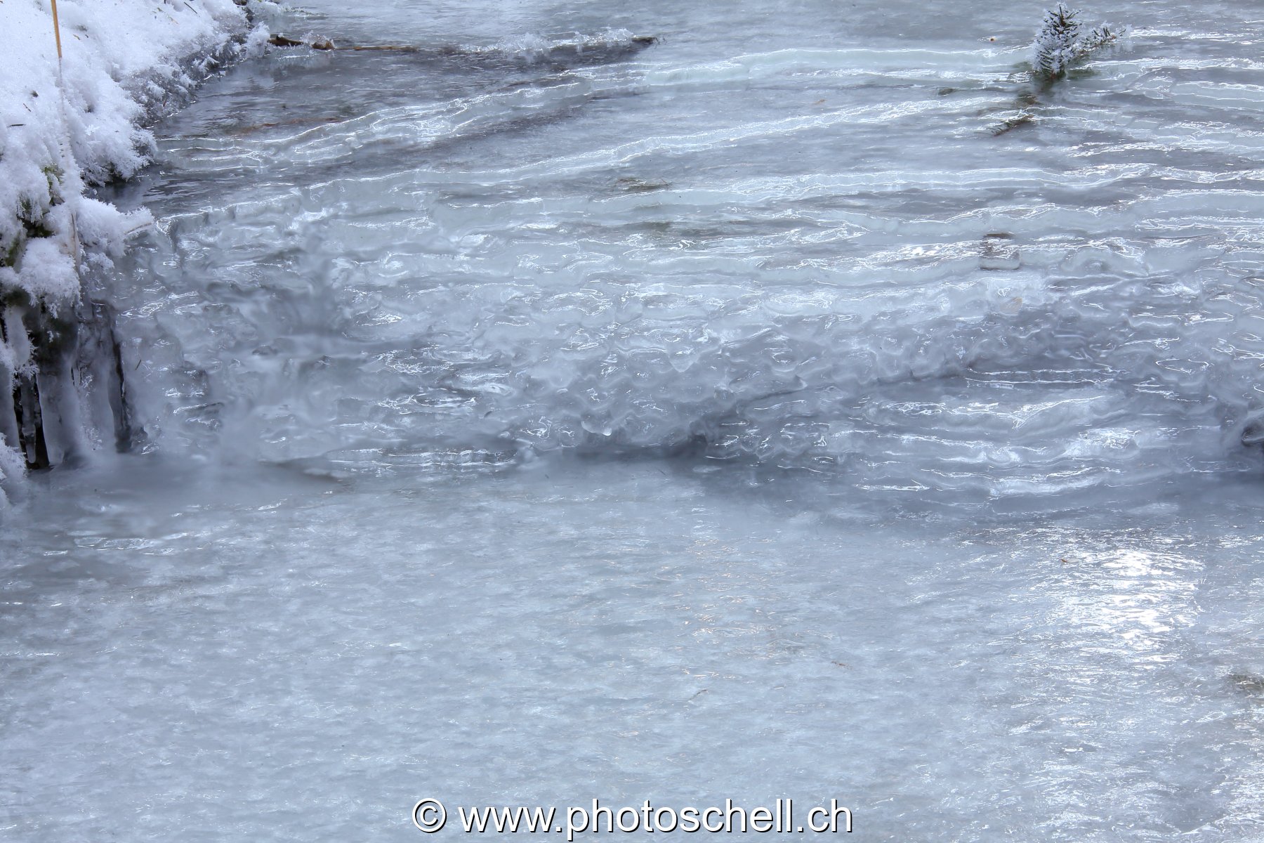 Ruisseau glacé
