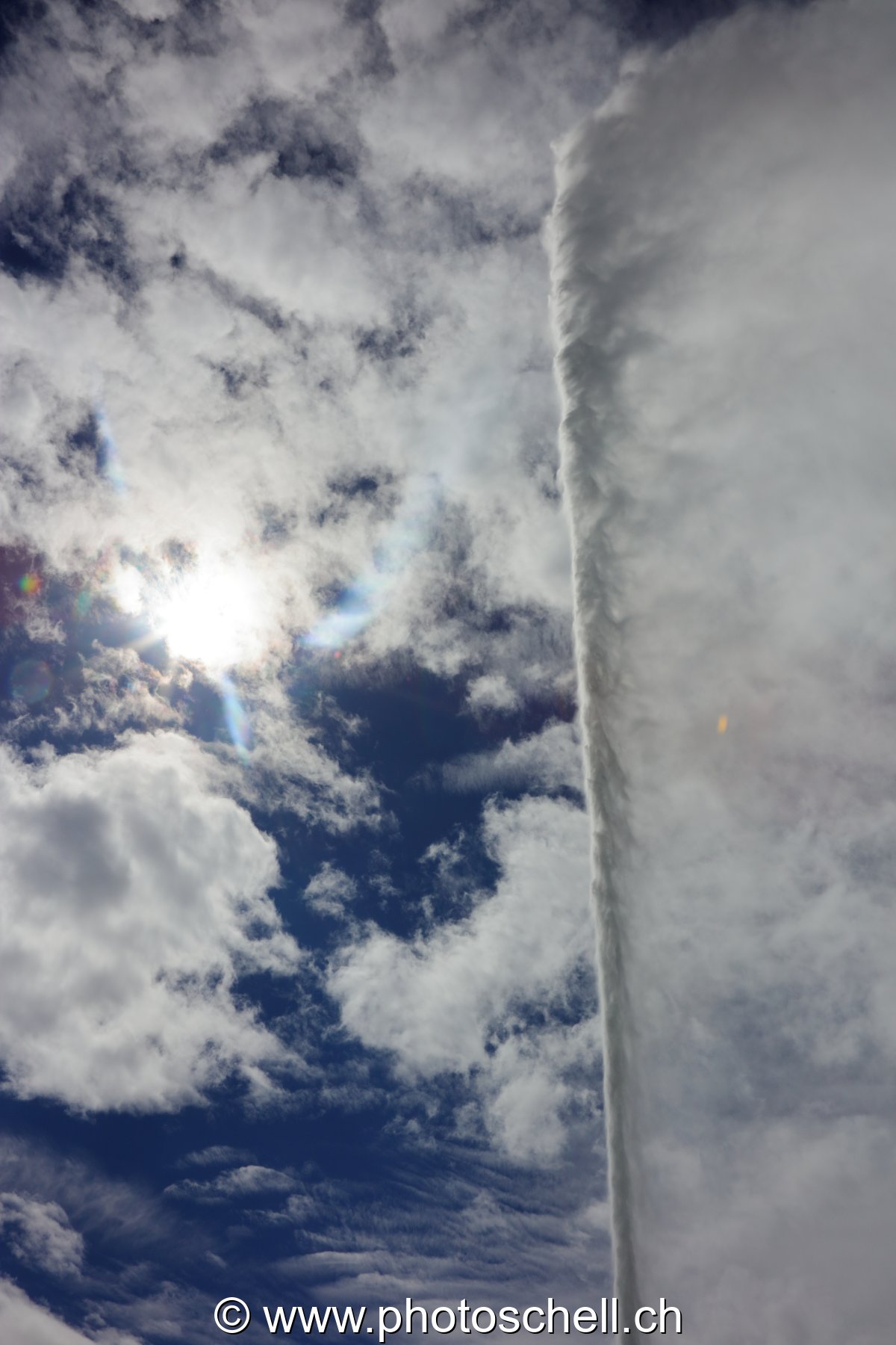 Jet d'eau de Genève dans le ciel