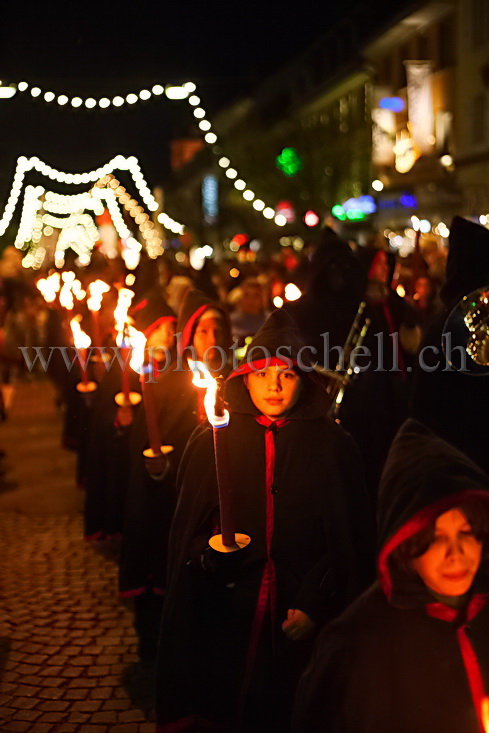 Cortège aux flambeau dans la Grand'rue