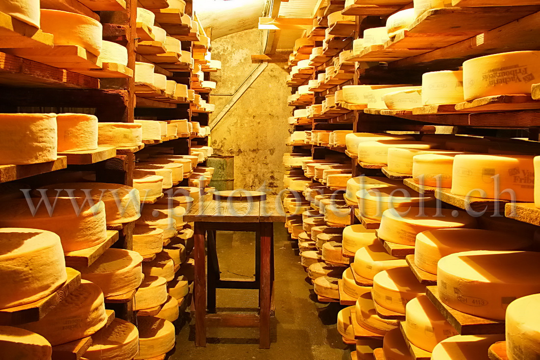 La cave à fromages de Vuippens
