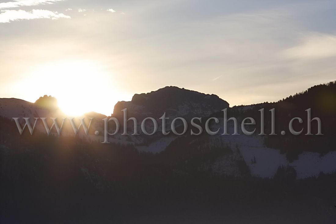 Lever de soleil à côté de la dent de Savigny