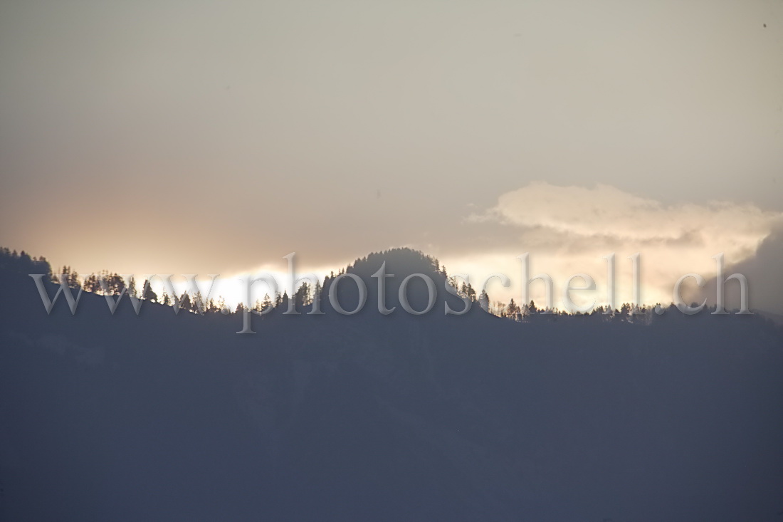 Lever de soleil sur les préalpes