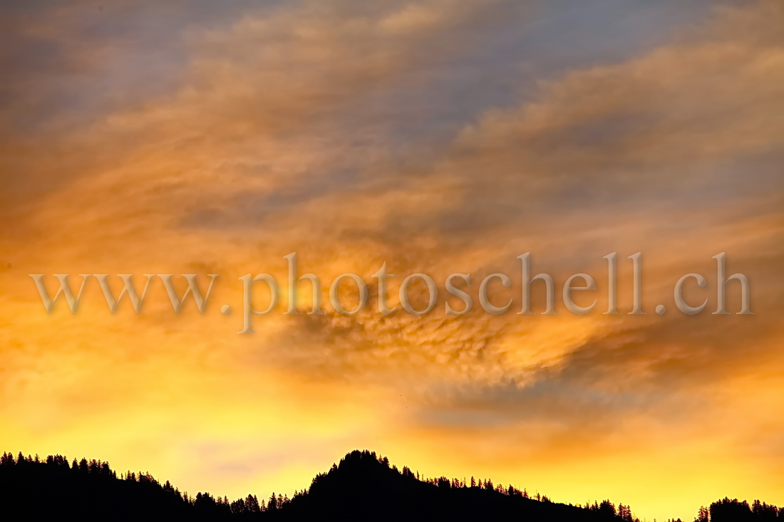 Lever de soleil sur les Préalpes