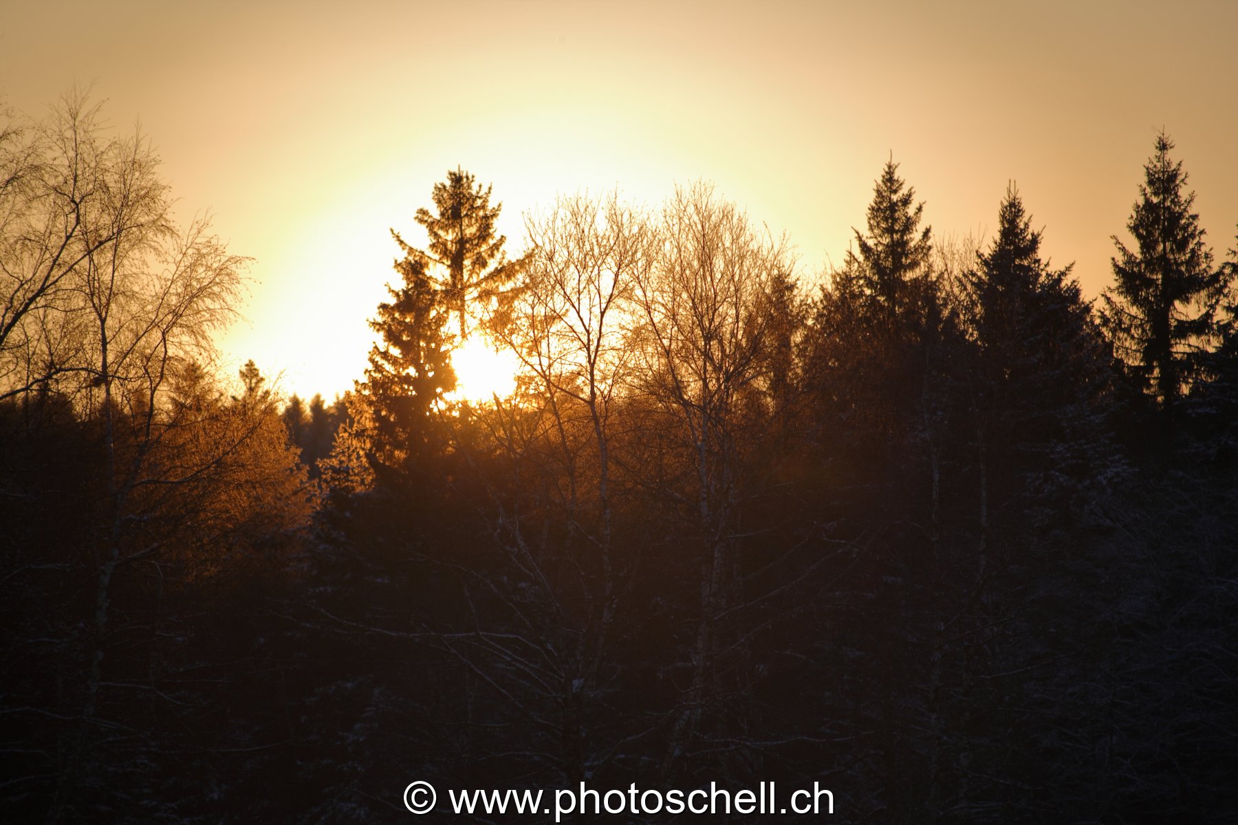 Coucher de soleil sur les monts de Marsens