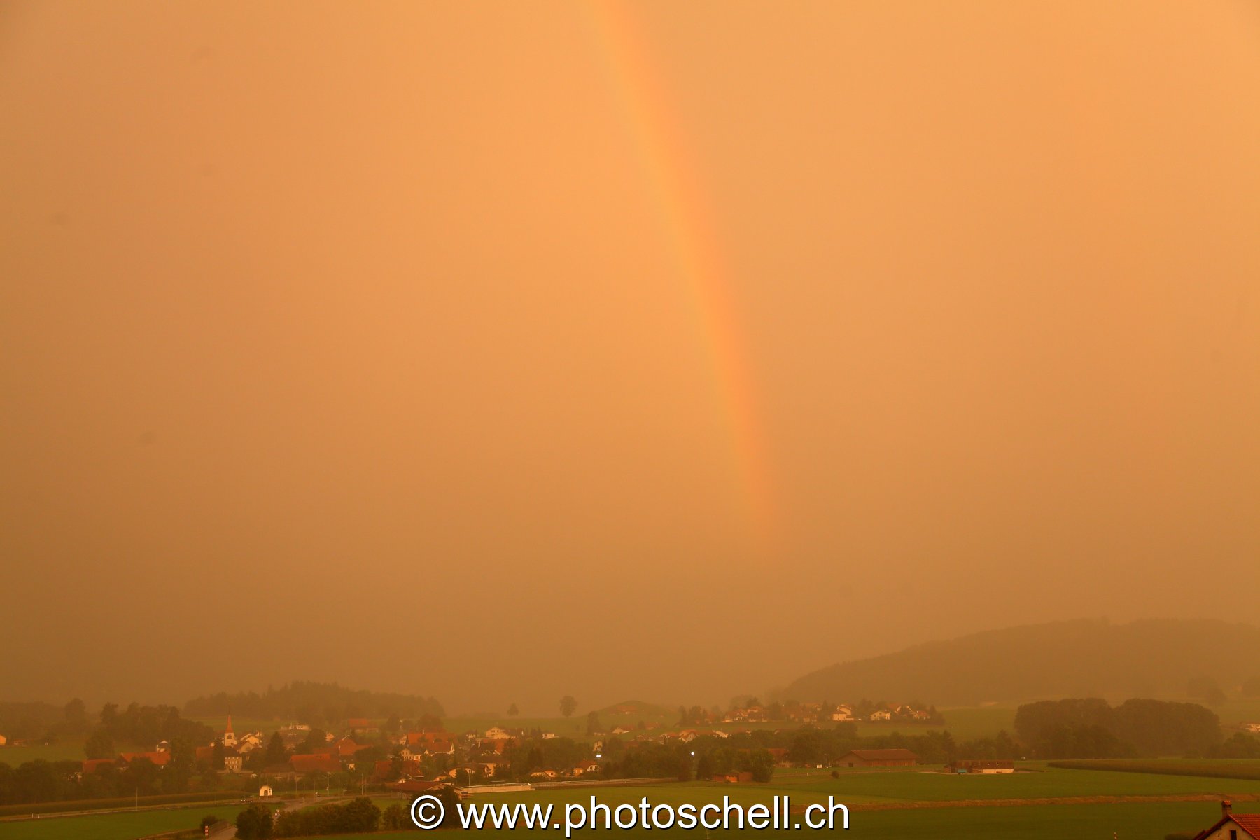 Arc en ciel irréel sur Echarlens