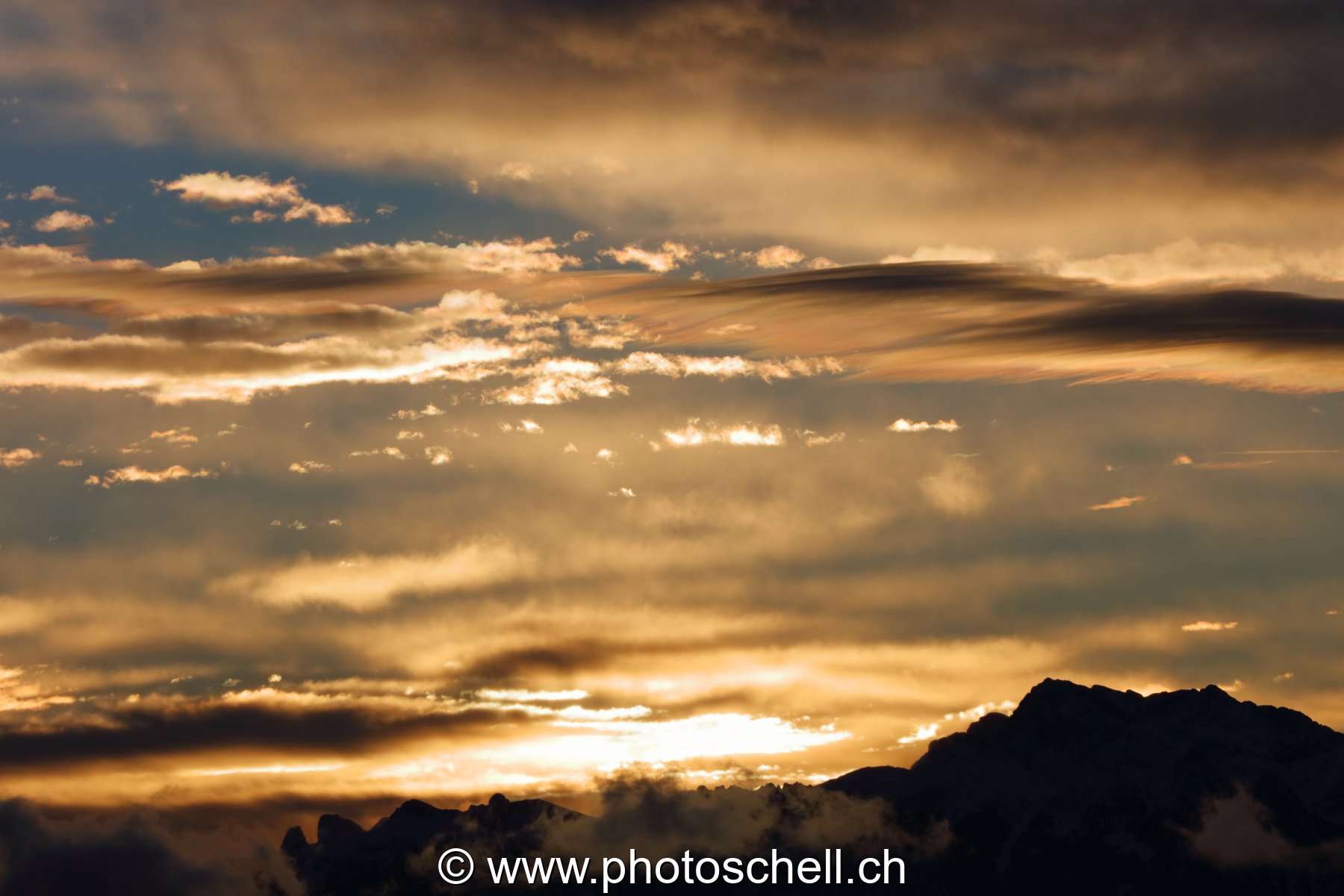 Dégradé de couleurs lors du lever de soleil