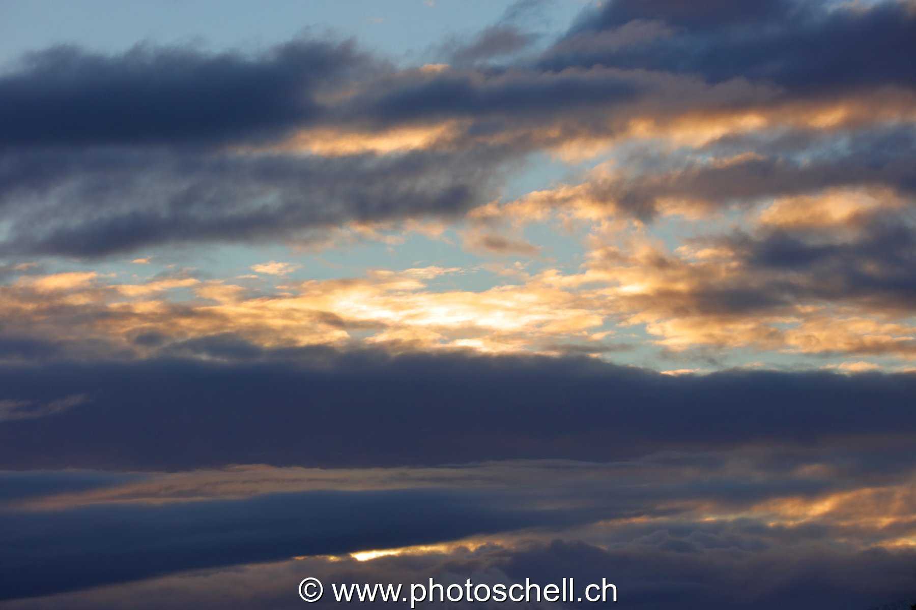 Dégradé de couleurs lors du lever de soleil