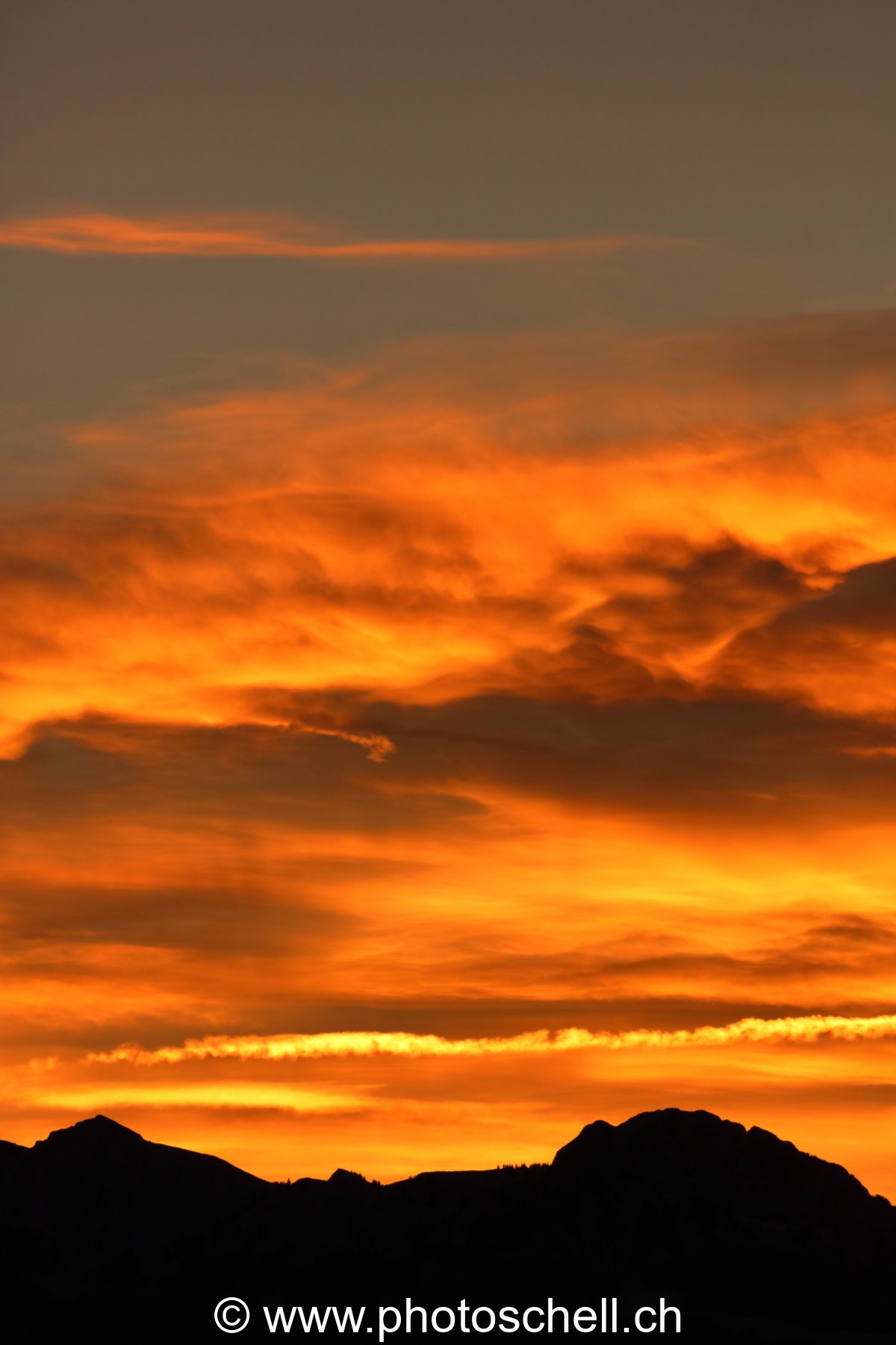 Ciel doré au lever de soleil