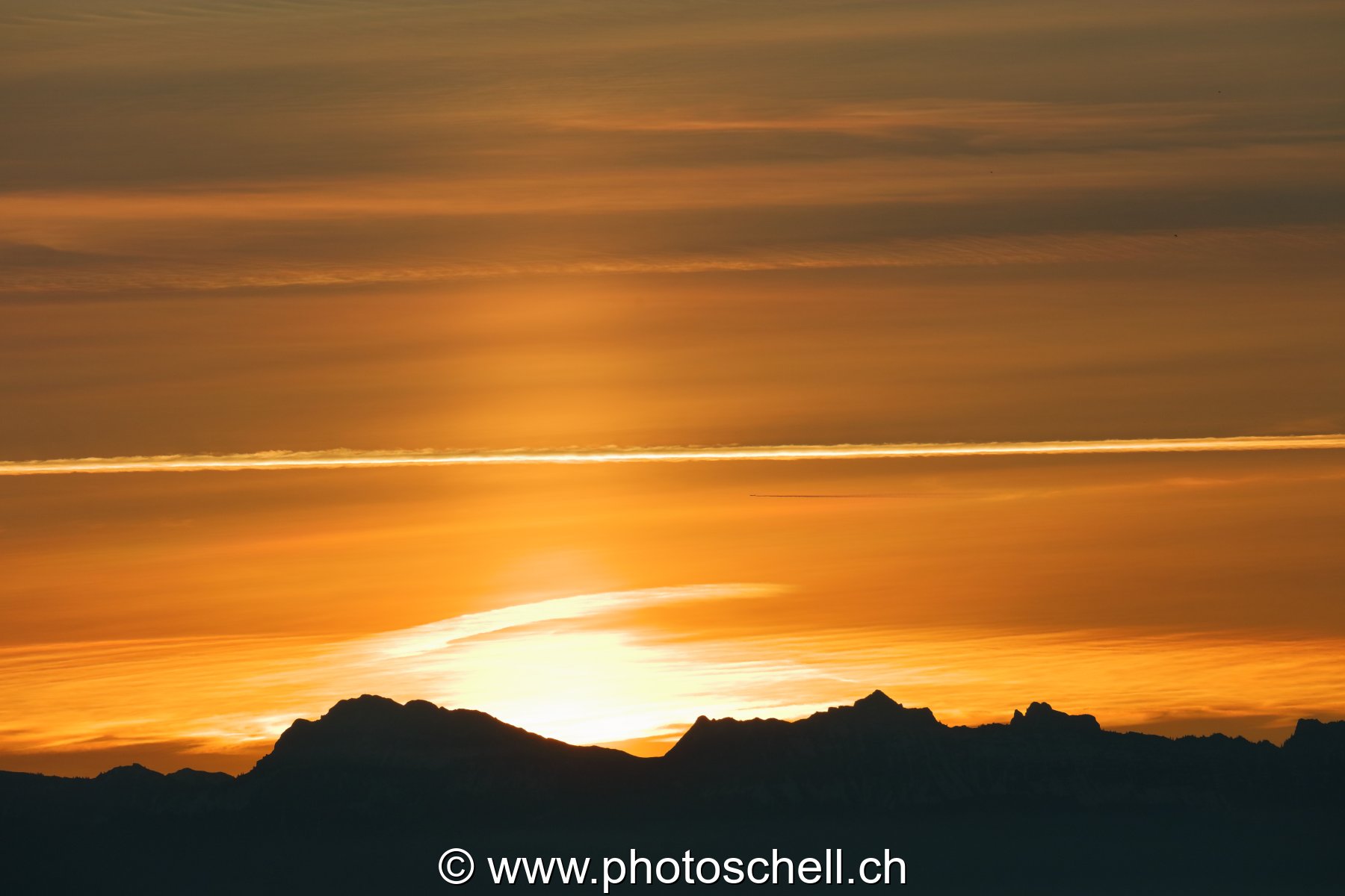 Ciel doré au lever de soleil