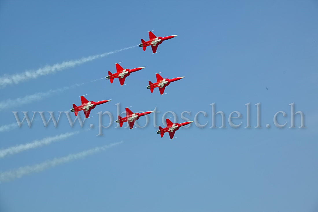 Patrouille Suisse en triangle