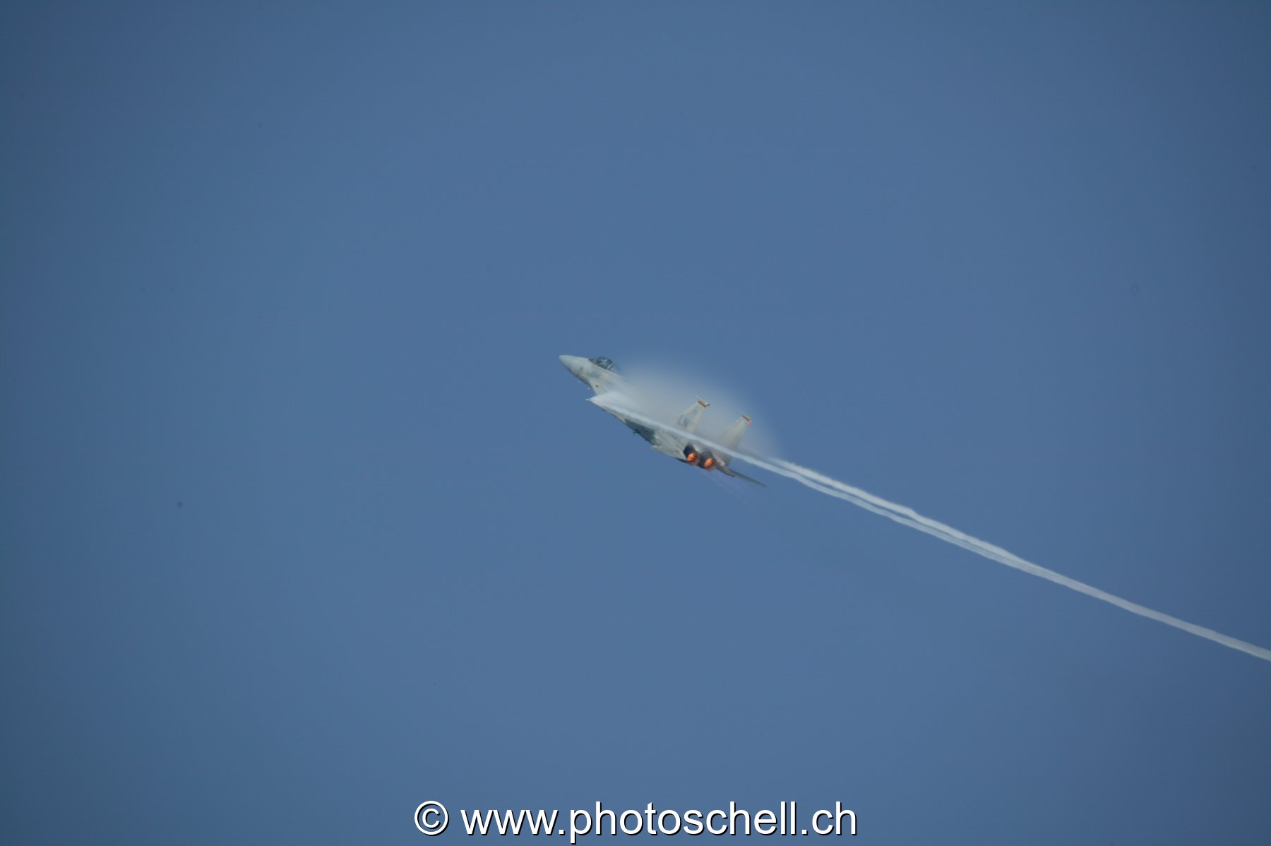 F-15 et son nuage de condensation lors d'accélération PC