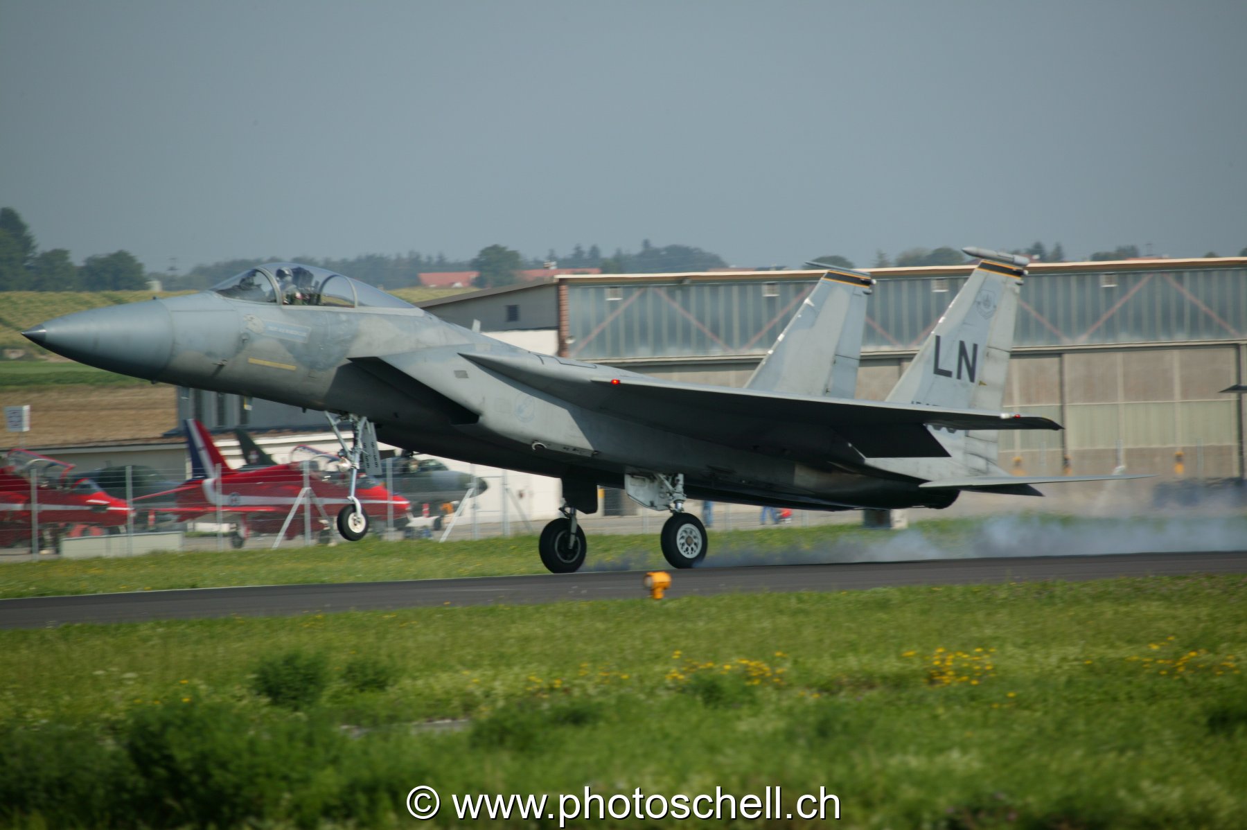 Atterrissage du F-15