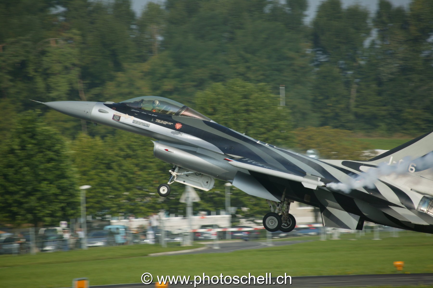 Décollage d'un F-16