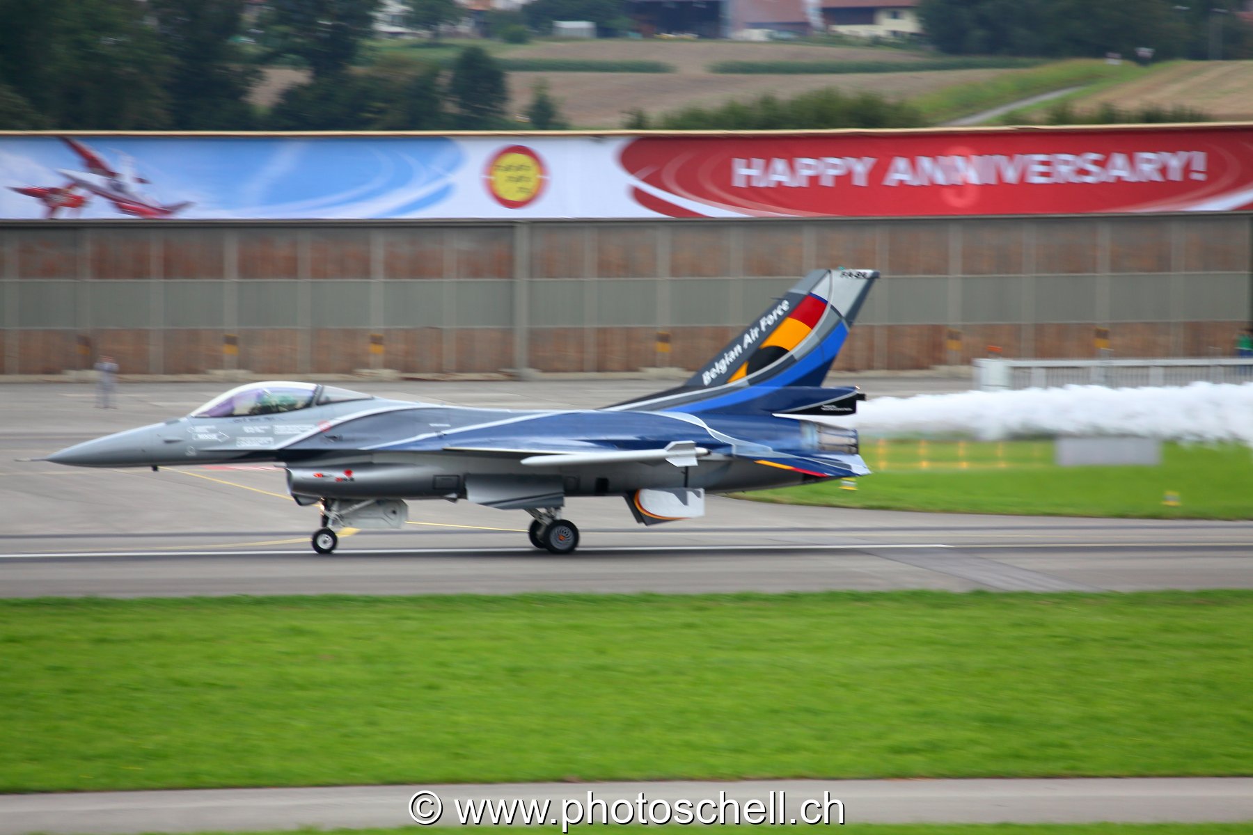 Air 14 : décollage du F16 belge