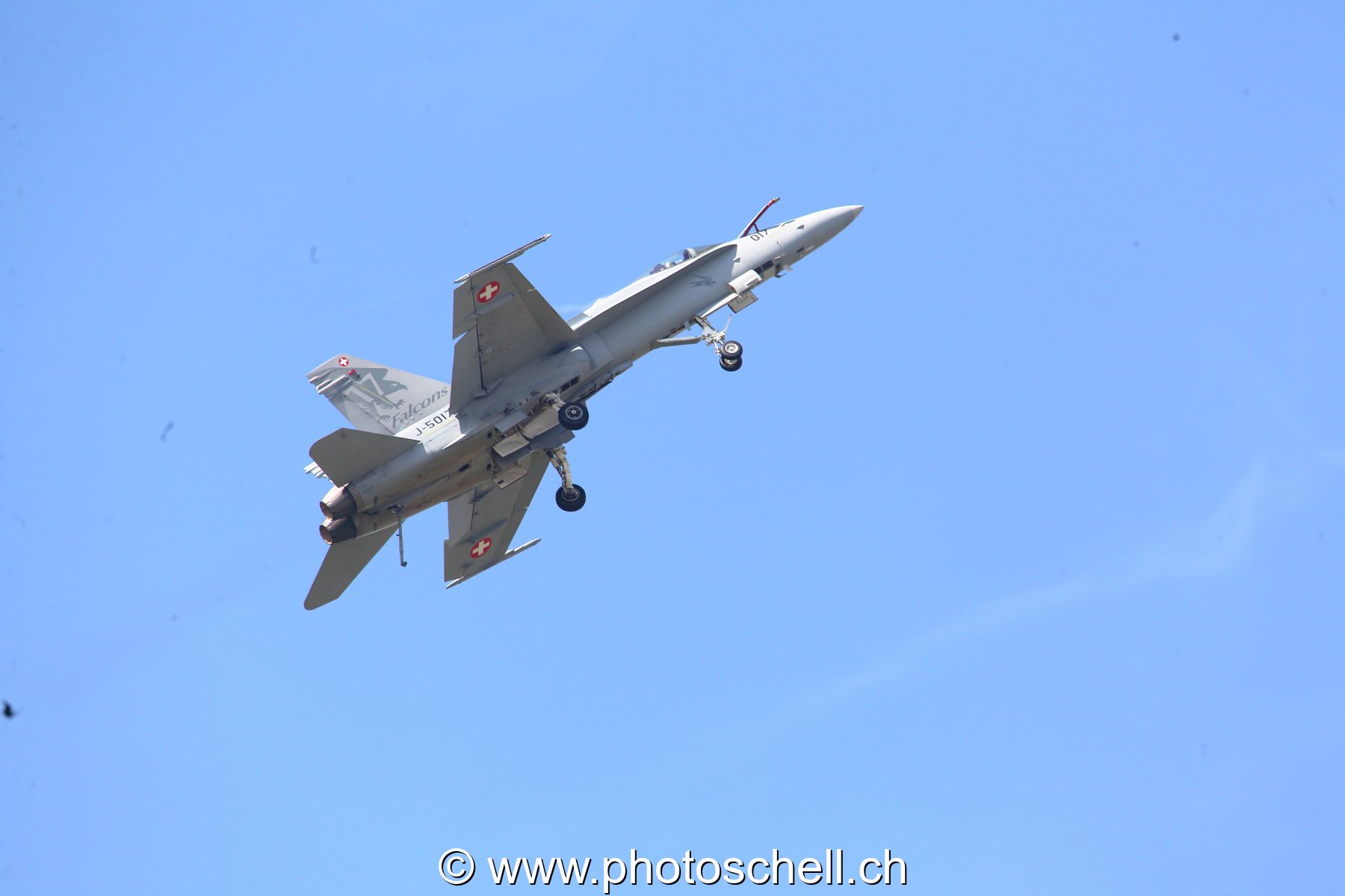 Air 14 : F/A 18