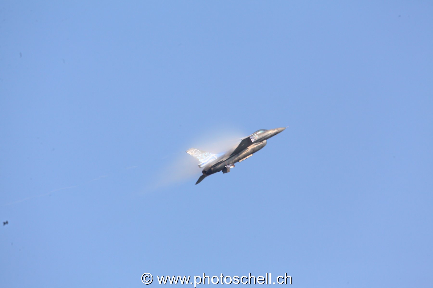 Air 14 : F16 grec