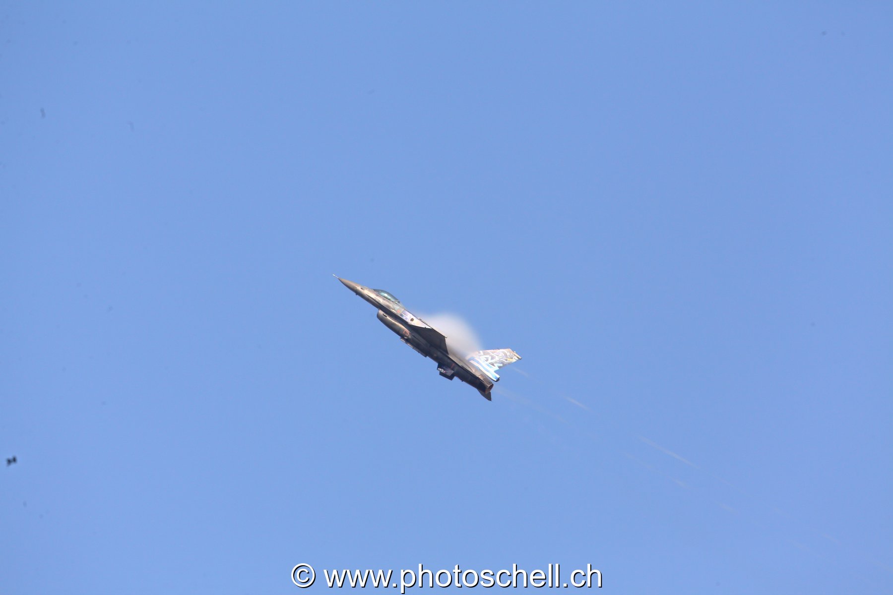 Air 14 : F16 grec