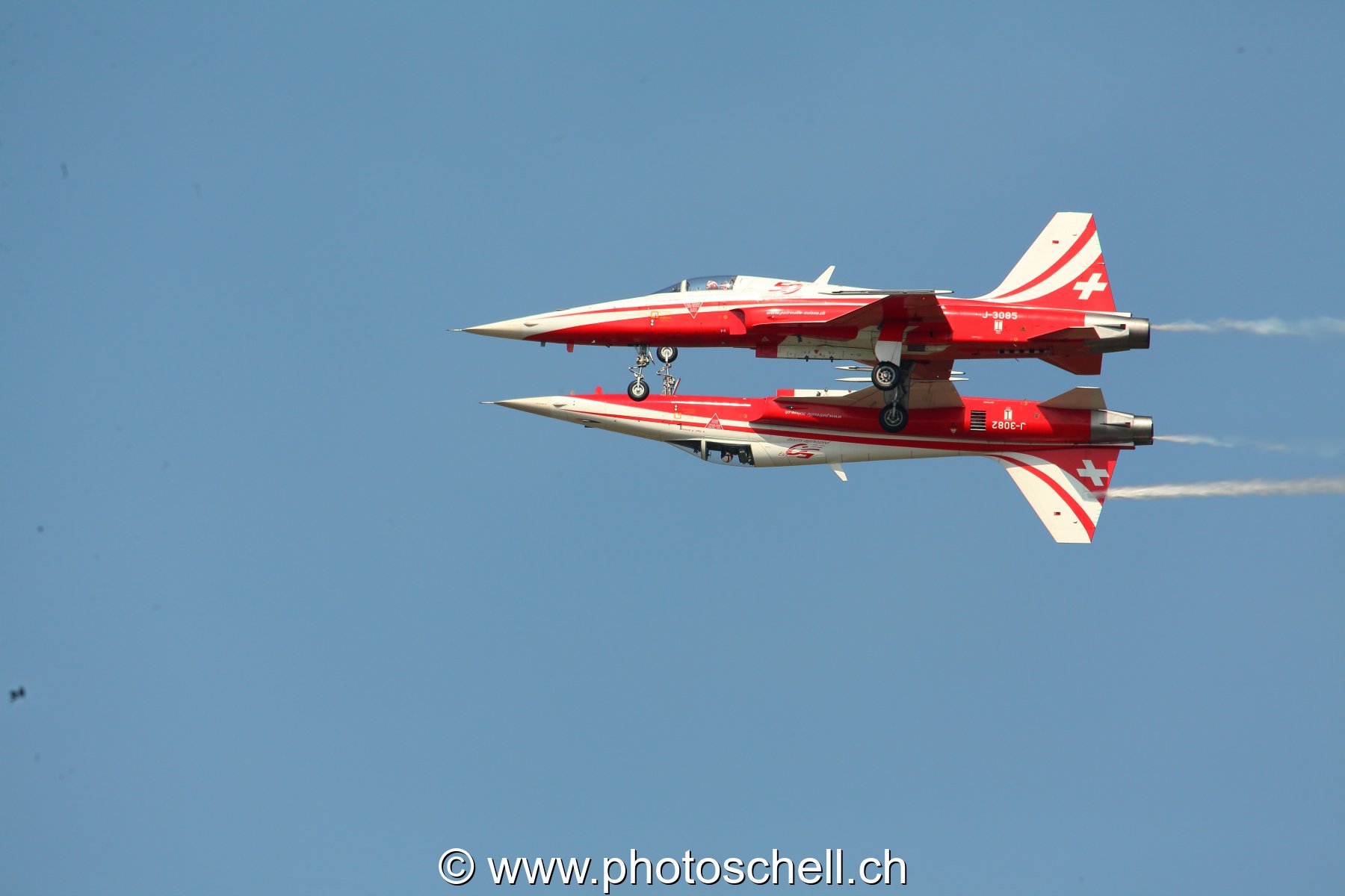 Air 14 : Patrouille Suisse