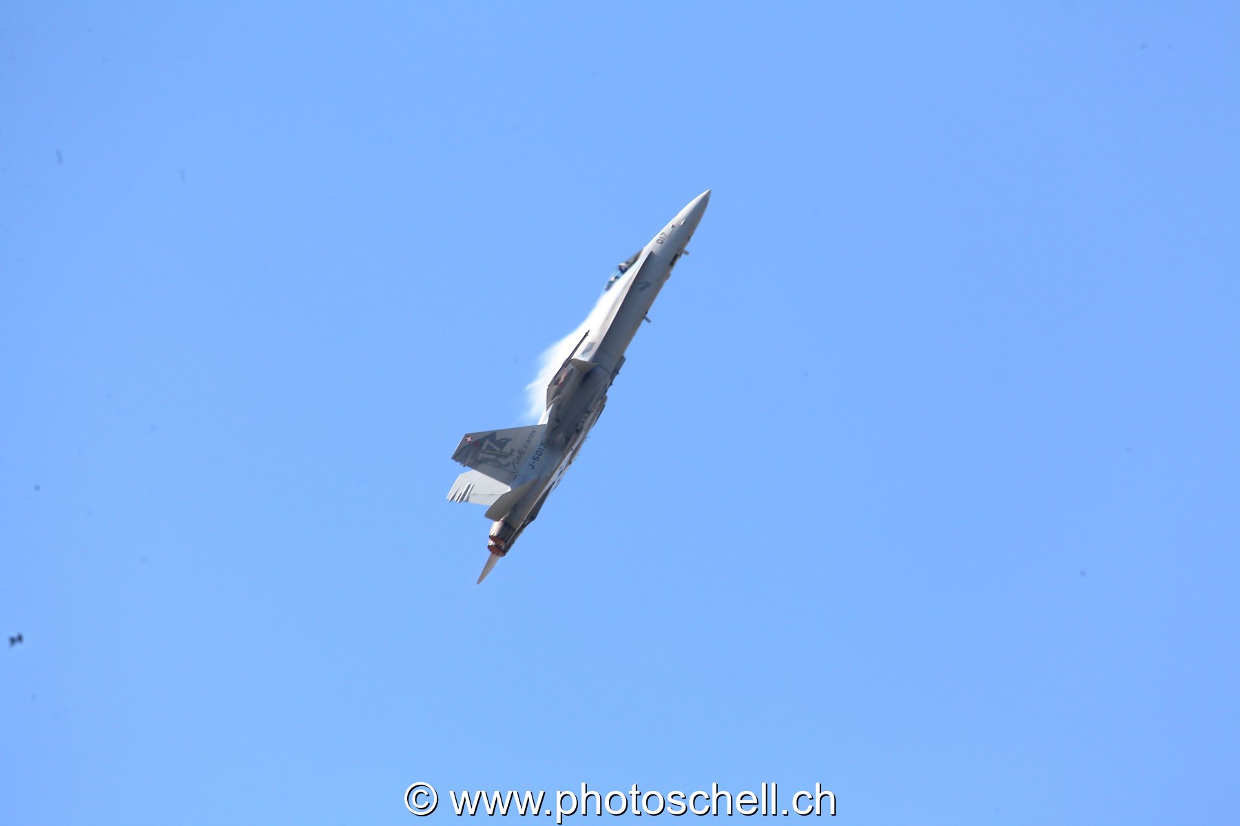 Air 14 : F/A 18