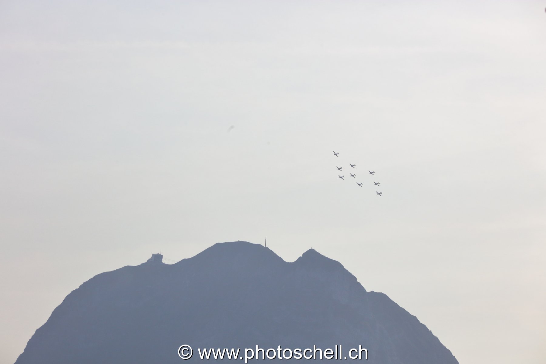 Patrouille Suisse au-dessus du Moléson