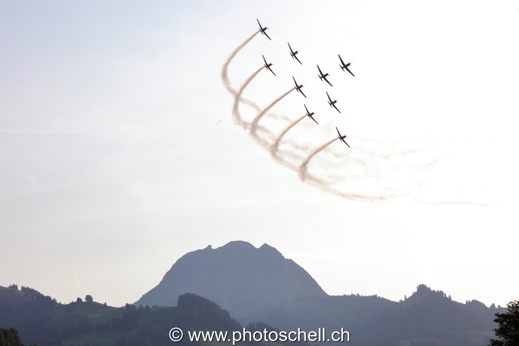 Patrouille Suisse au-dessus du Moléson