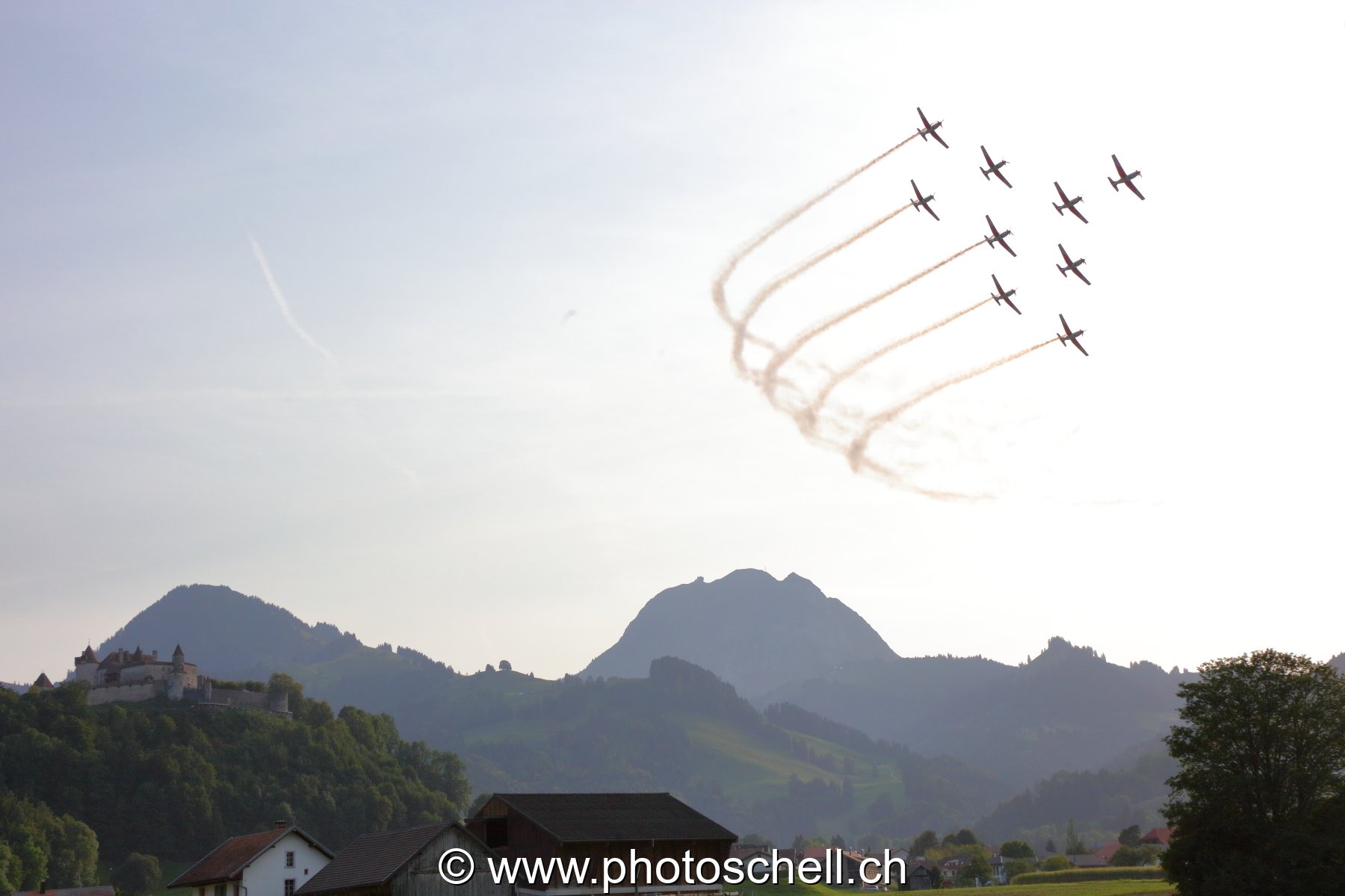 Patrouille Suisse au-dessus du Moléson