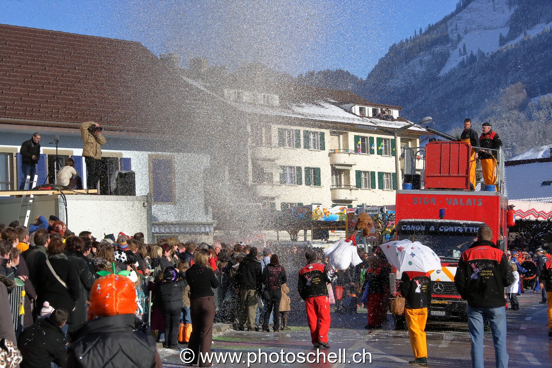 Photo 10