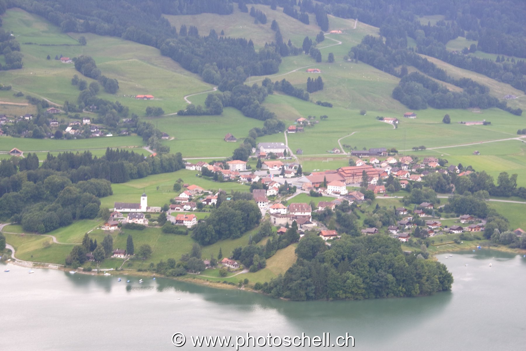 Photo 10