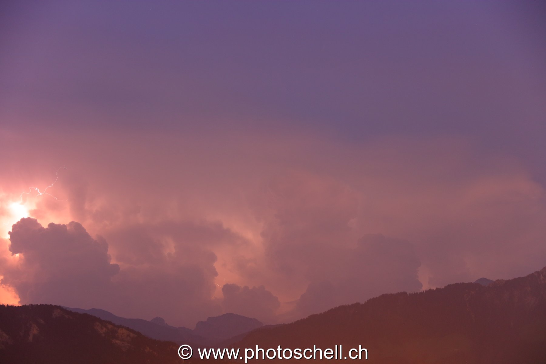 Orage de feu en Gruyère