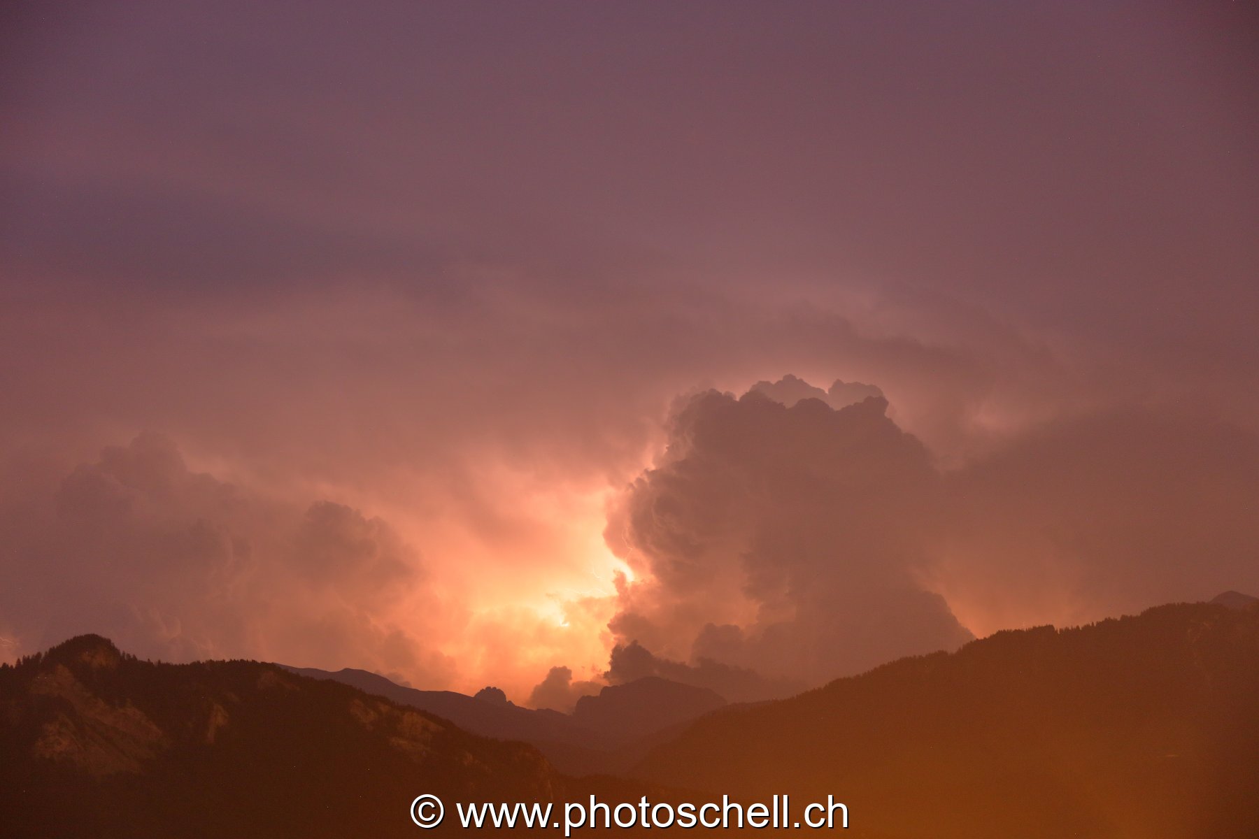 Orage de feu en Gruyère
