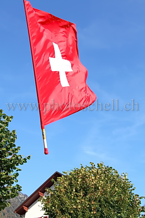 Drapeau Suisse dans le ciel