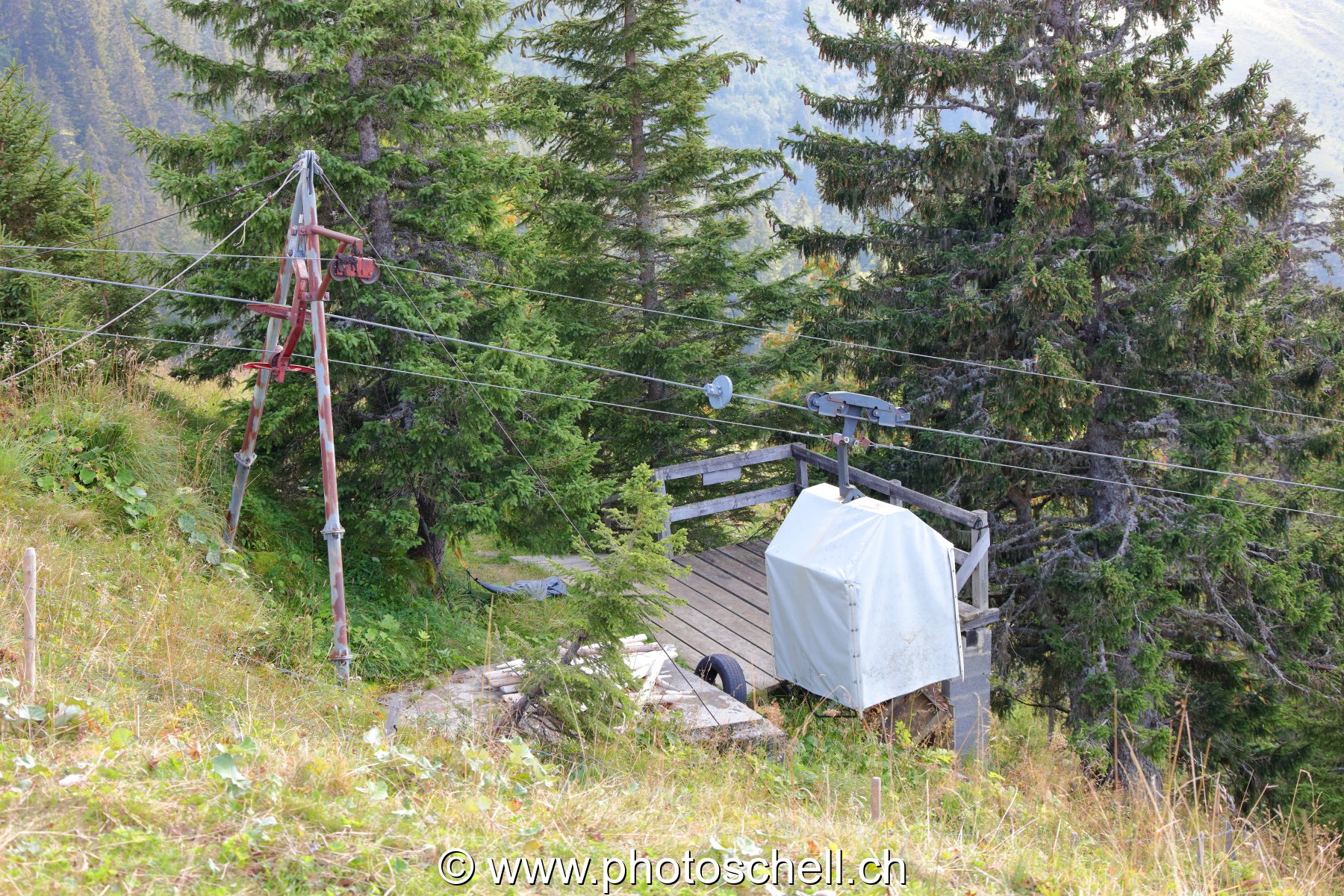 Ancien téléphérique pour monter les victuailles au refuge des Gastlosen