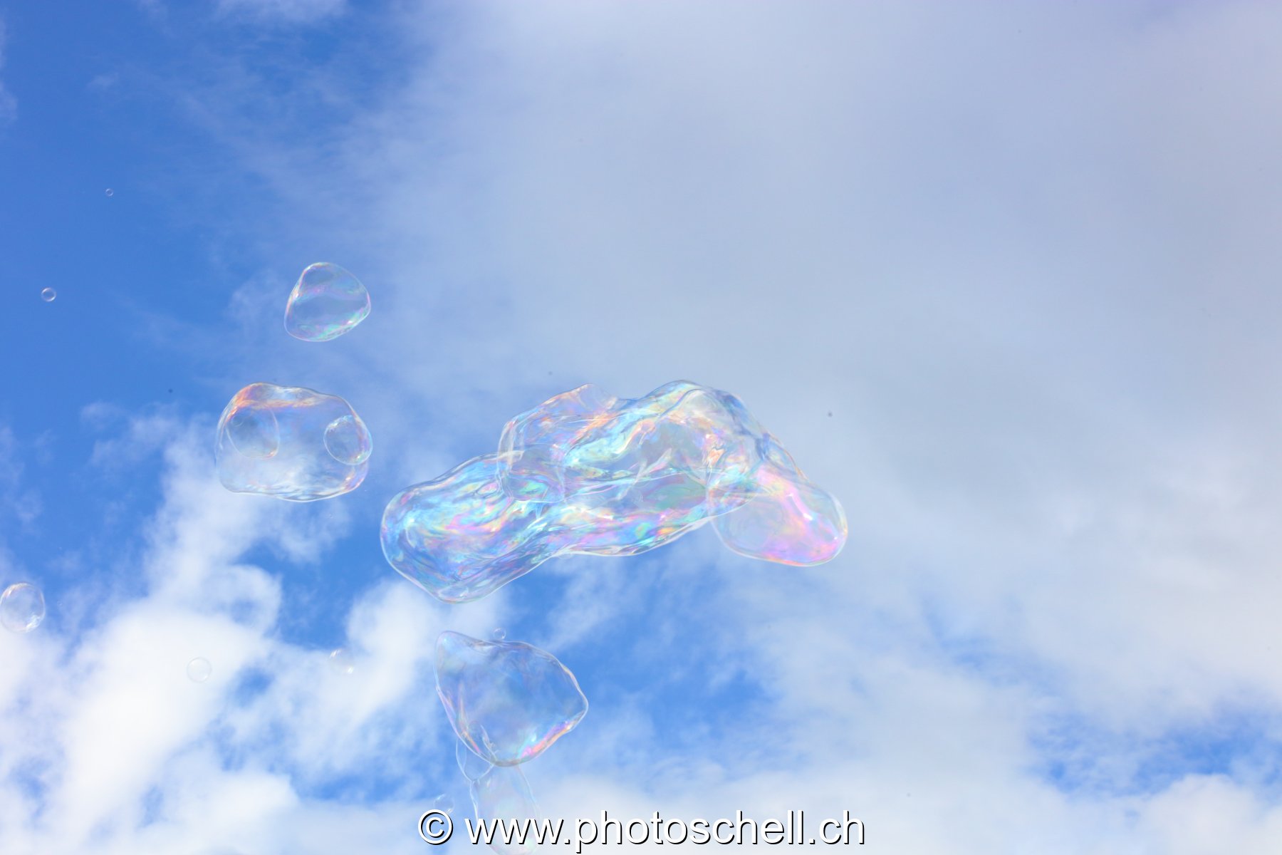 Bulles de savon dans le ciel