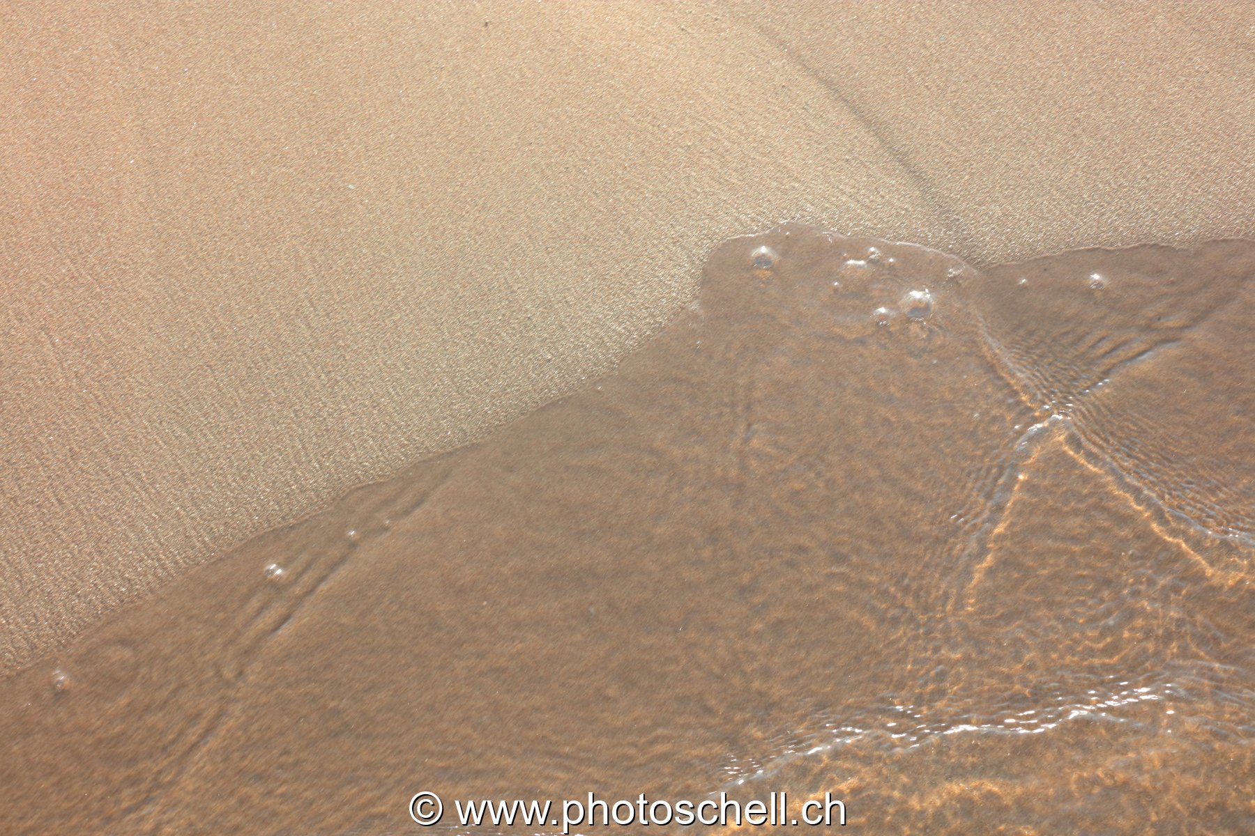 Traces du reflux de l'eau de mer