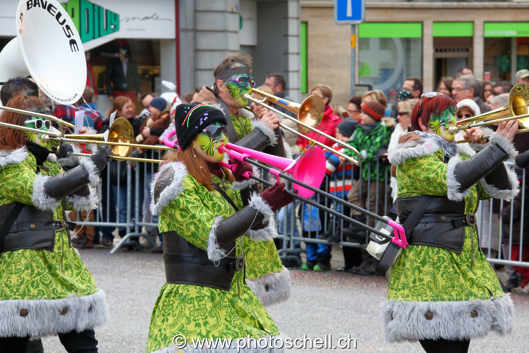 Photo 44