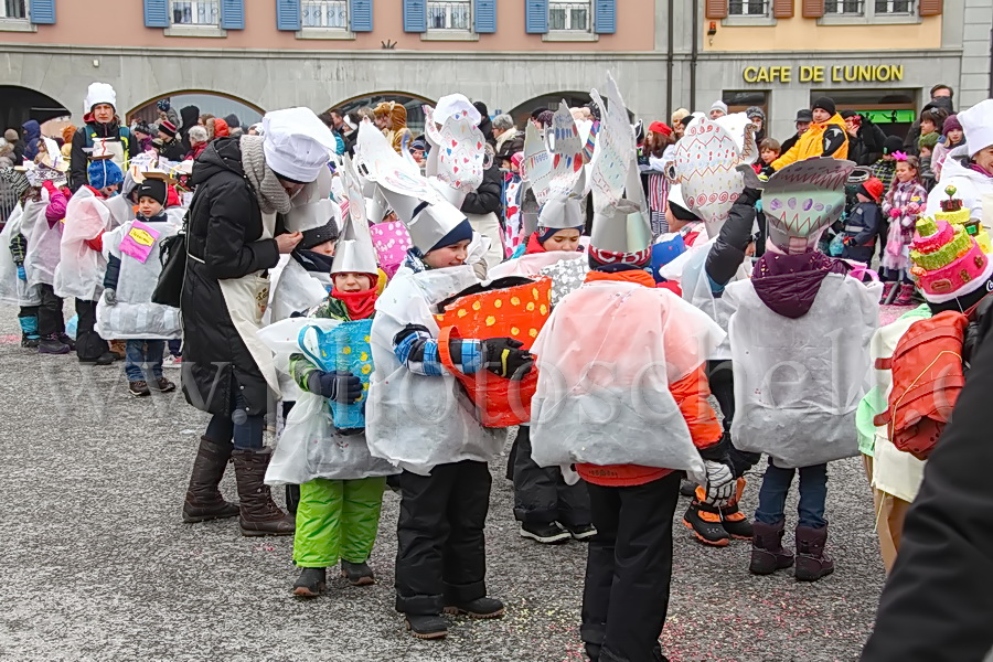 Enfants au carnaval de Bulle 2015