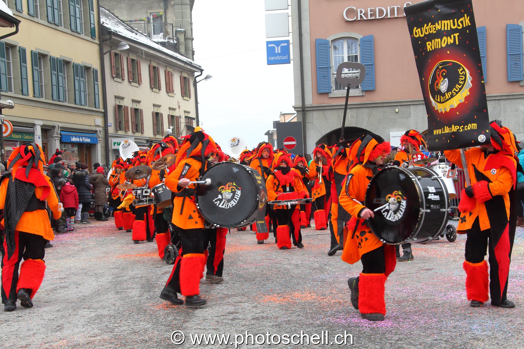 Photo 64